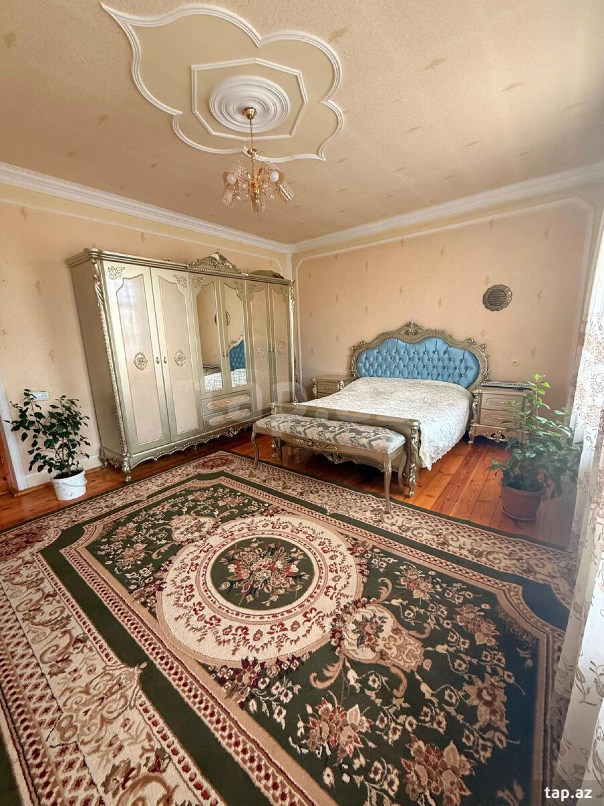 Kirayə verilir 5 otaqlı həyət evi