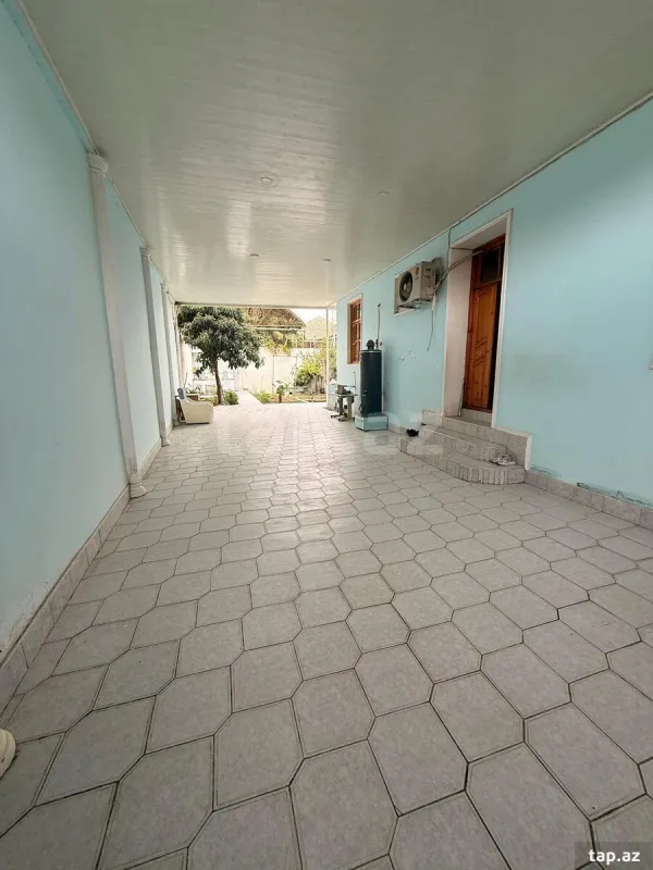 Kirayə verilir 5 otaqlı həyət evi
