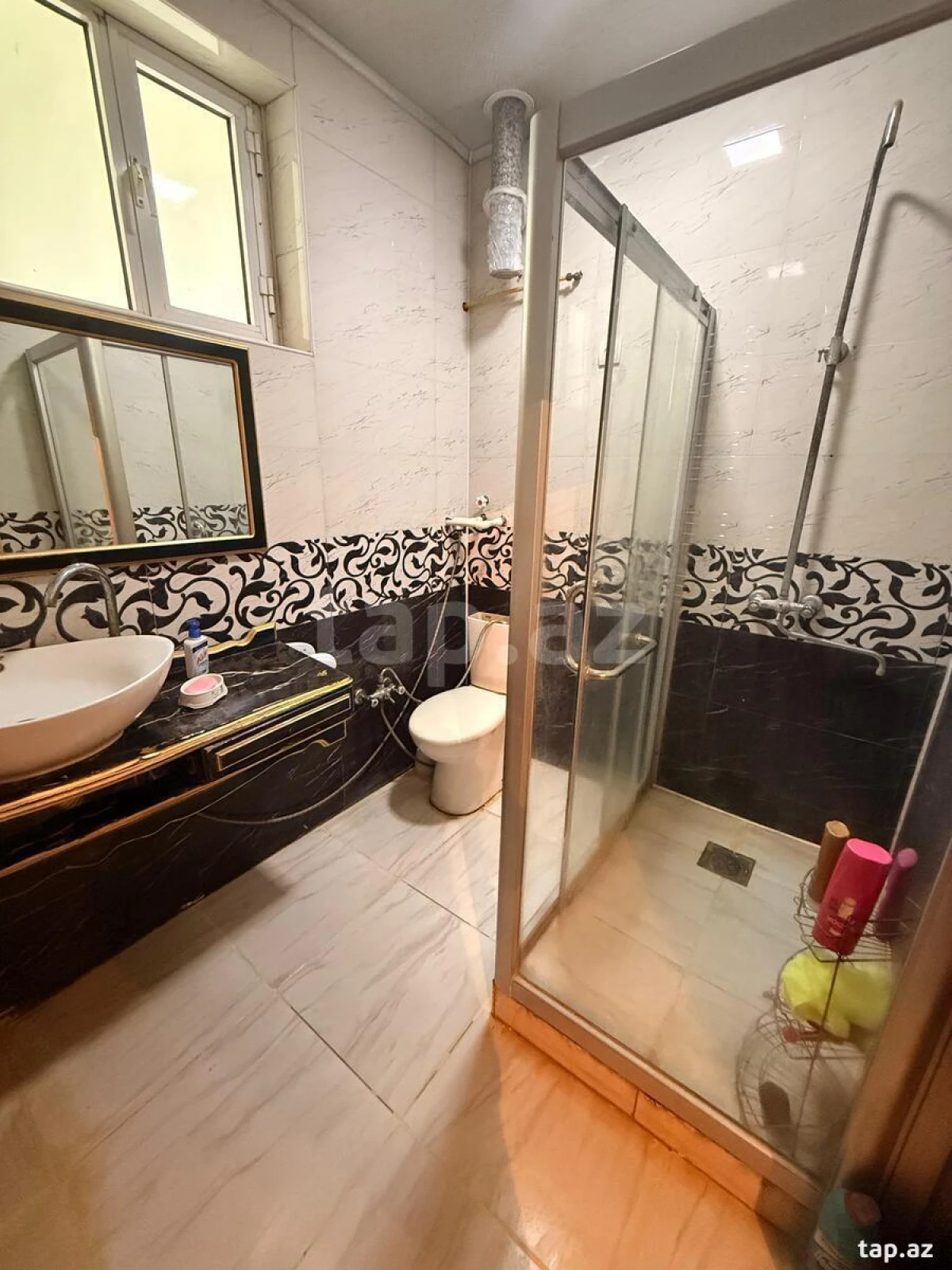 Kirayə verilir 5 otaqlı həyət evi