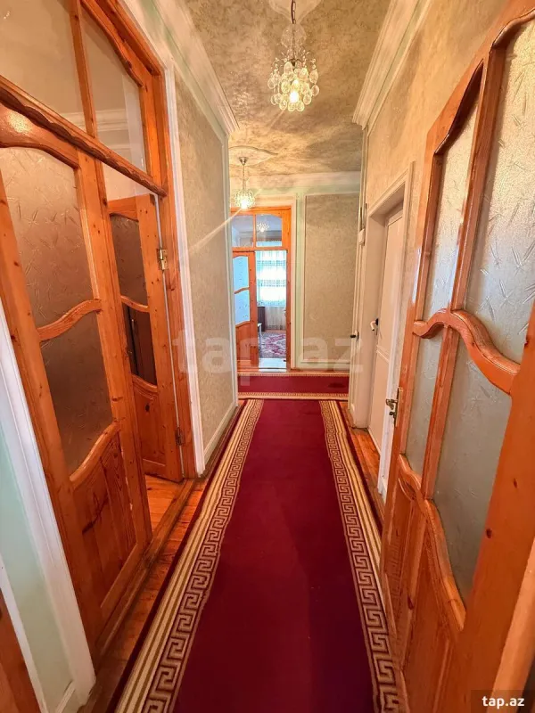 Kirayə verilir 5 otaqlı həyət evi