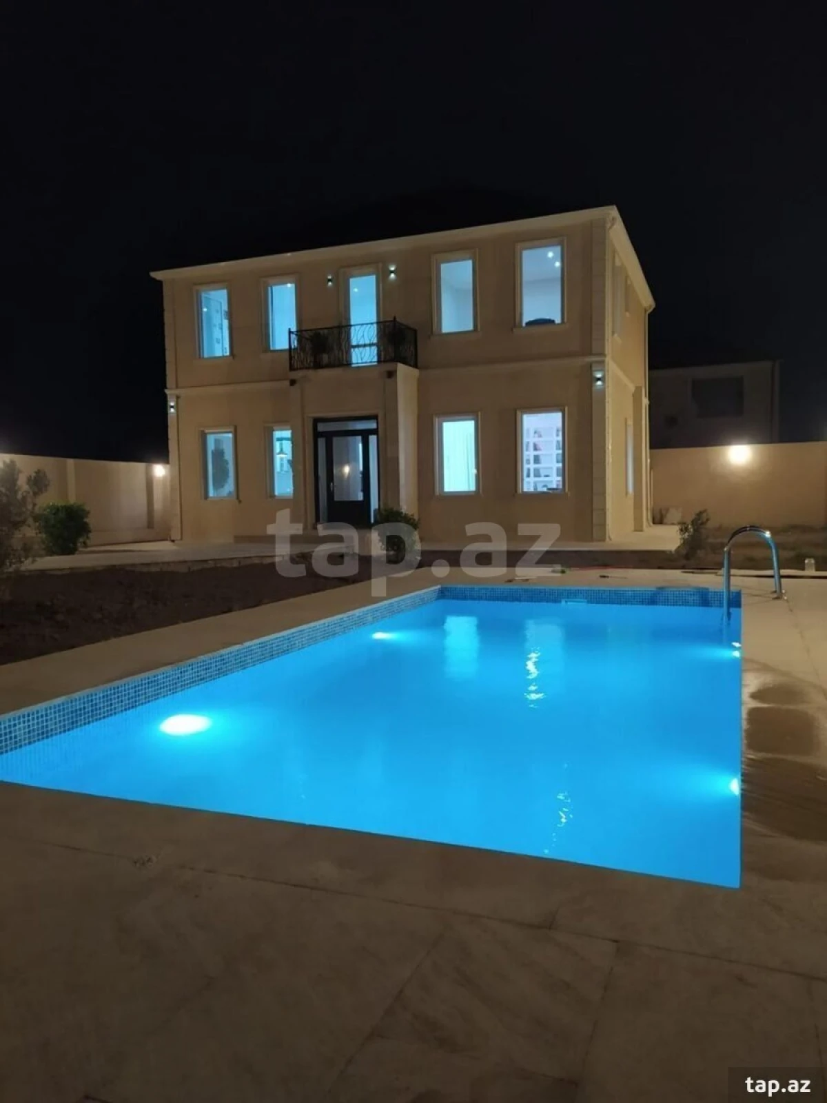 Kirayə verilir 3 otaqlı həyət evi