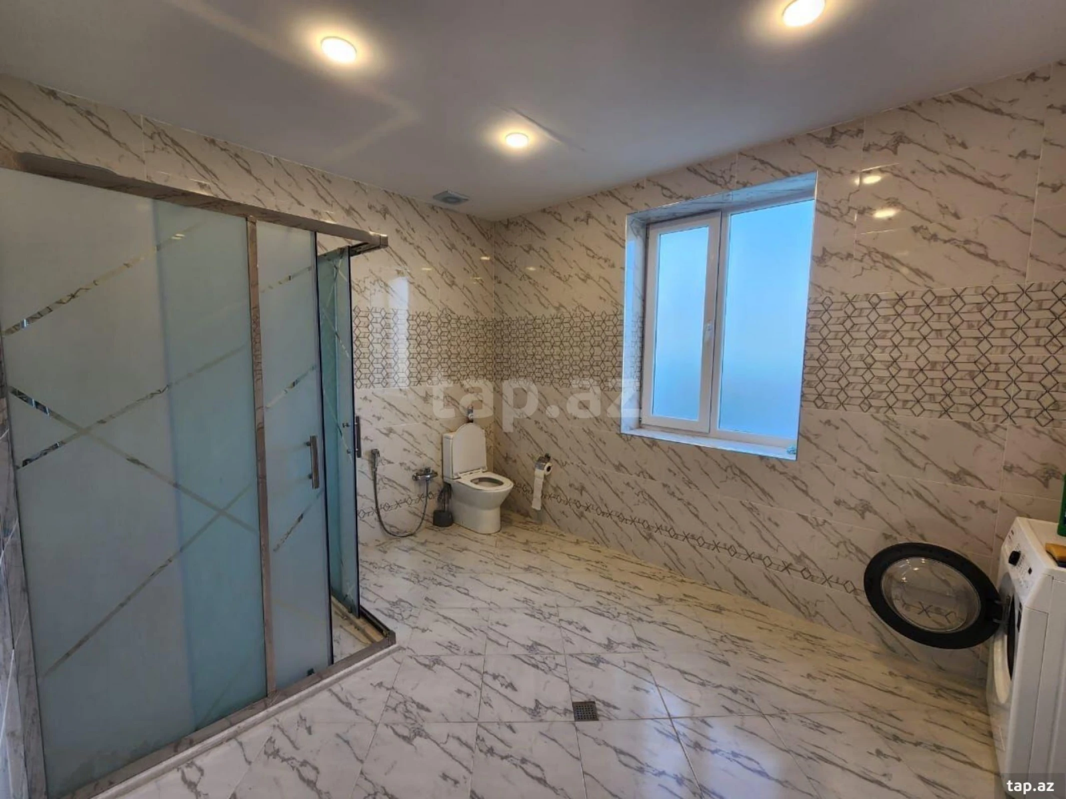 Kirayə verilir 3 otaqlı həyət evi