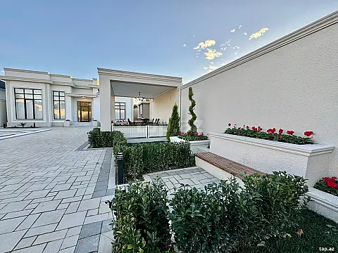 Kirayə verilir 3 otaqlı həyət evi