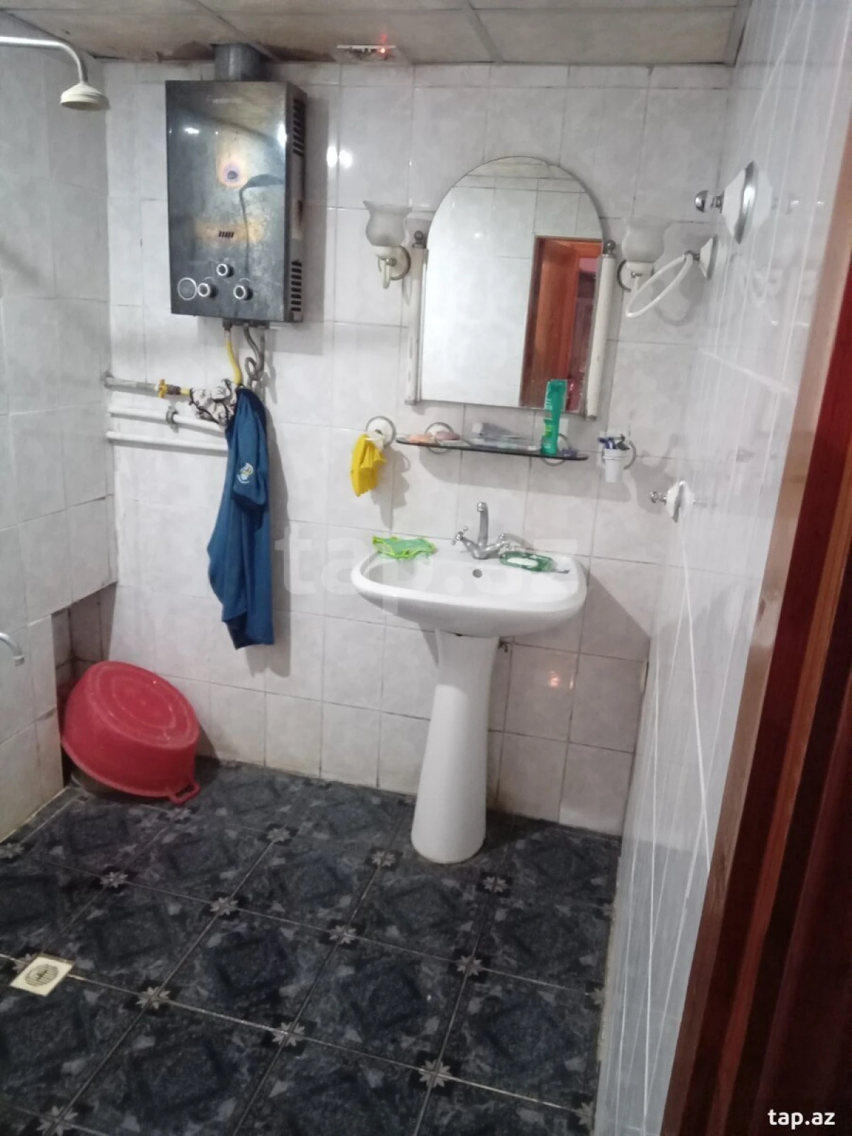 Kirayə verilir 2 otaqlı mənzil 50 m²