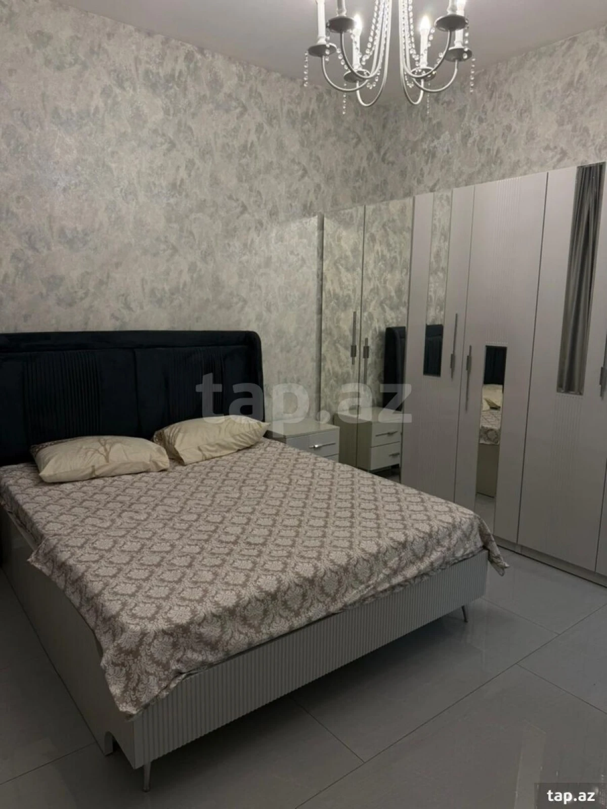 Kirayə verilir 3 otaqlı həyət evi