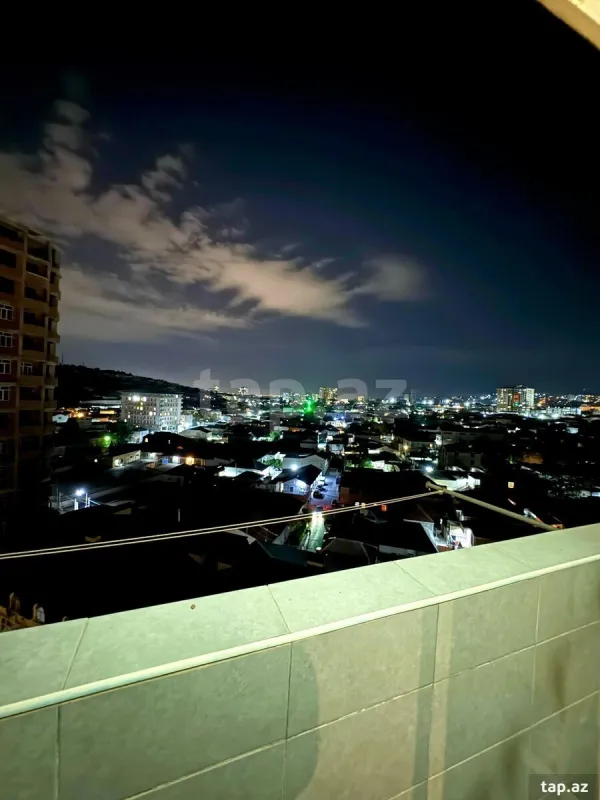 Kirayə verilir 2 otaqlı yeni tikili 65 m²