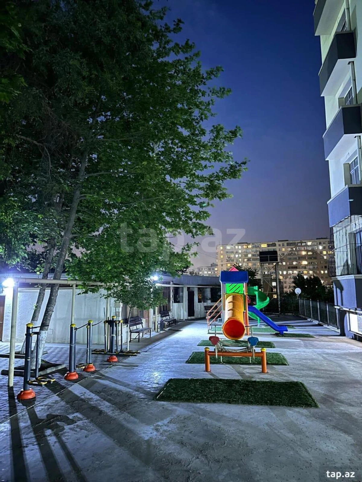 Satılır 2 otaqlı yeni tikili 50 m²