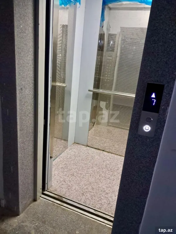 Satılır 2 otaqlı yeni tikili 50 m²