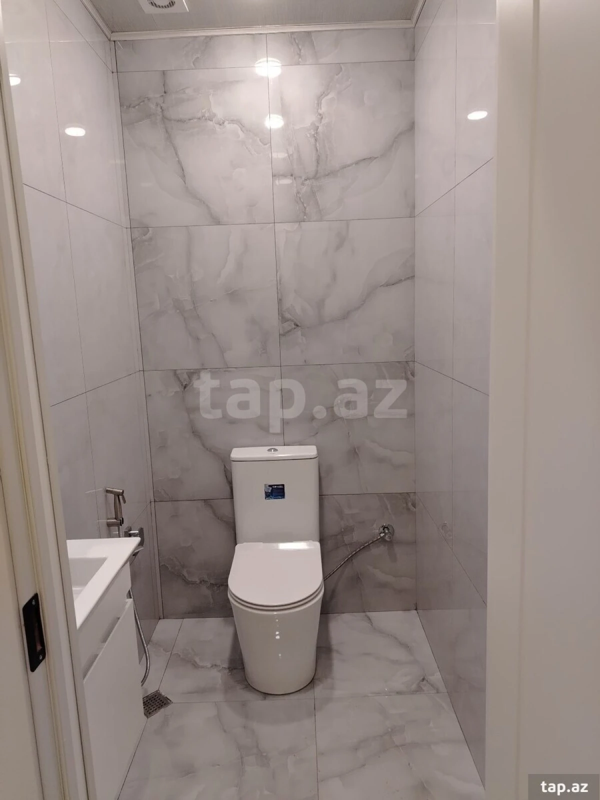 Kirayə verilir 3 otaqlı yeni tikili 85 m²