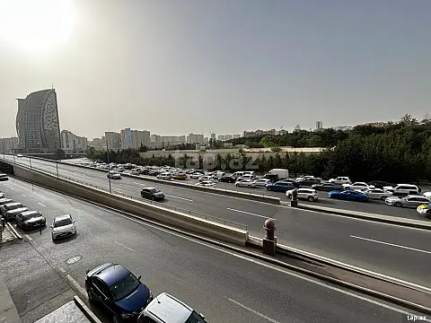 Satılır 3 otaqlı yeni tikili 145 m²