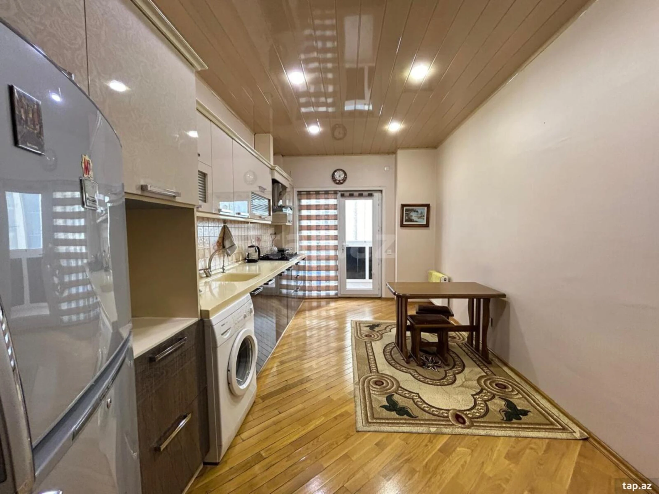 Satılır 3 otaqlı yeni tikili 145 m²