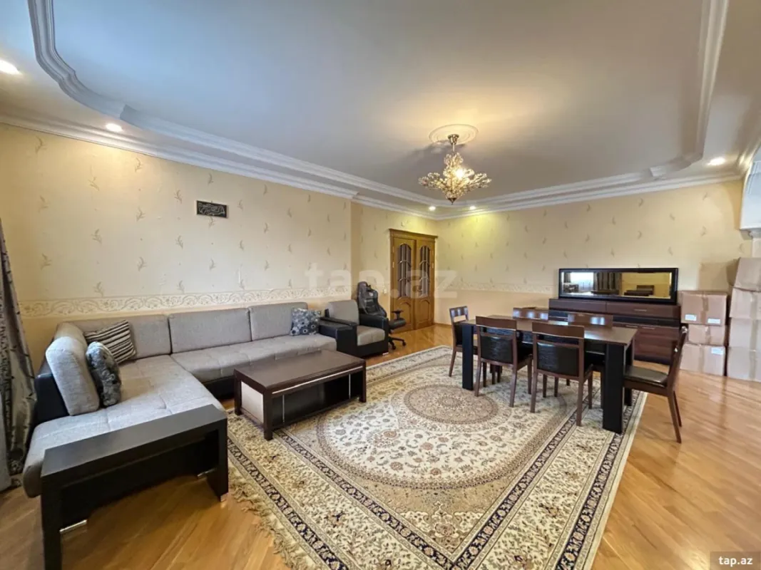 Satılır 3 otaqlı yeni tikili 145 m²