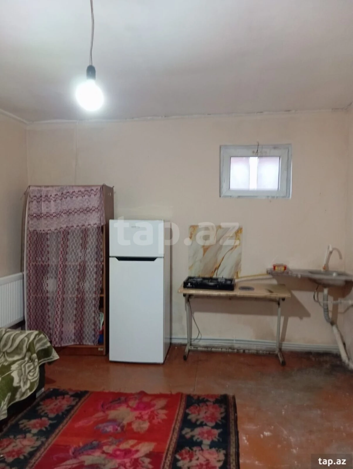 Kirayə verilir 1 otaqlı həyət evi