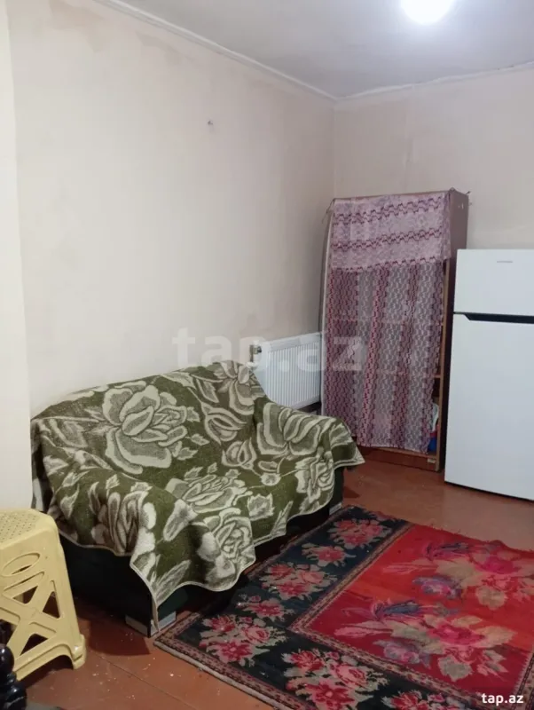 Kirayə verilir 1 otaqlı həyət evi