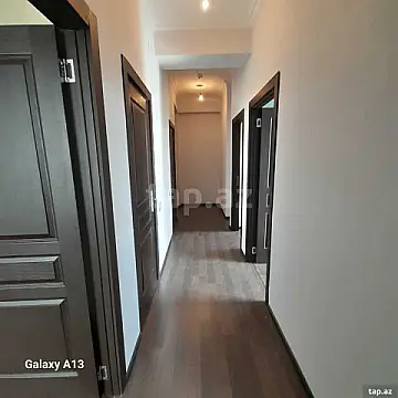 Satılır 3 otaqlı yeni tikili 77 m²