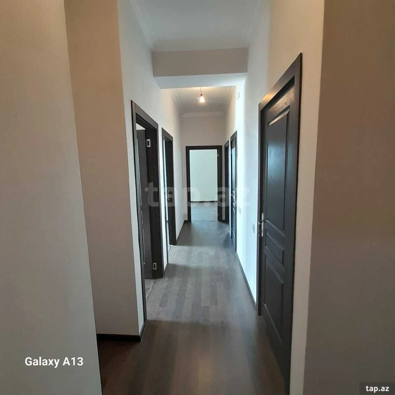 Satılır 3 otaqlı yeni tikili 77 m²