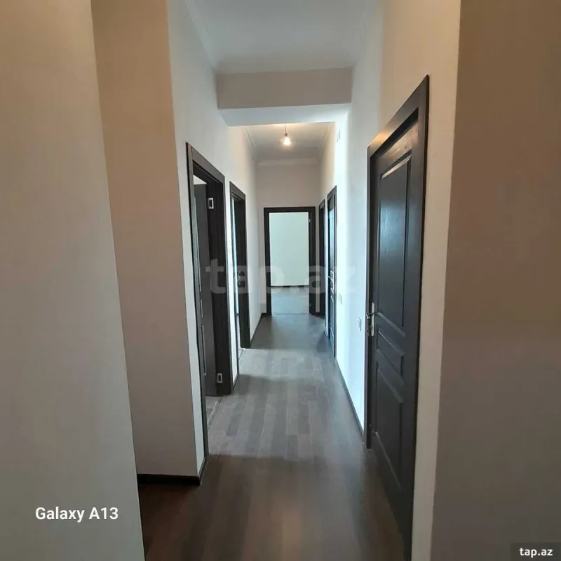 Satılır 3 otaqlı yeni tikili 77 m²