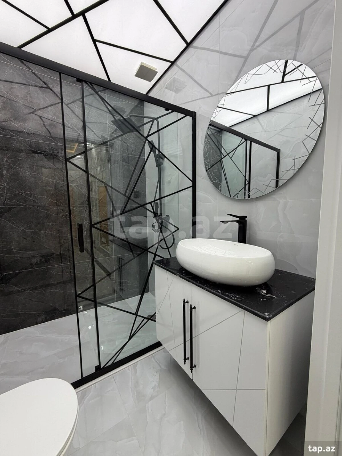 Satılır 2 otaqlı yeni tikili 63 m²