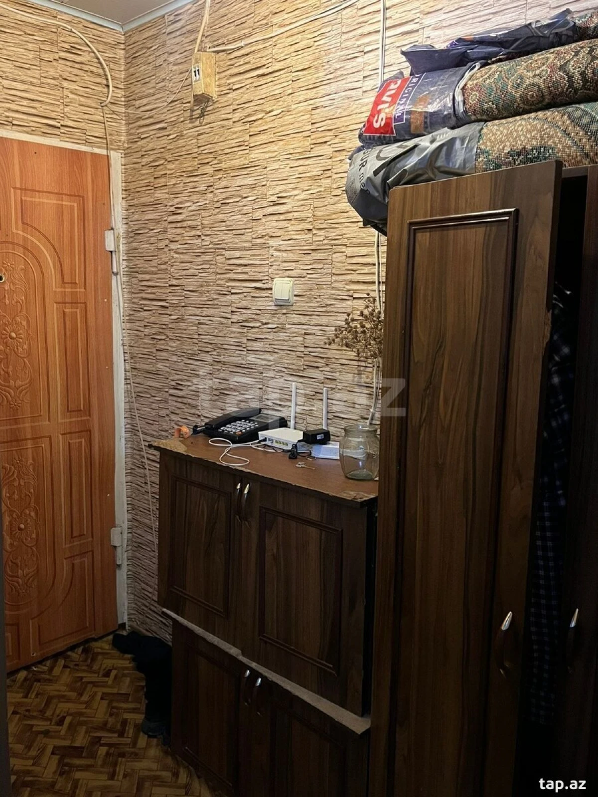 Satılır 2 otaqlı mənzil 42.2 m²