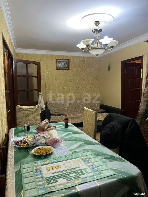 Satılır 2 otaqlı mənzil 42.2 m²