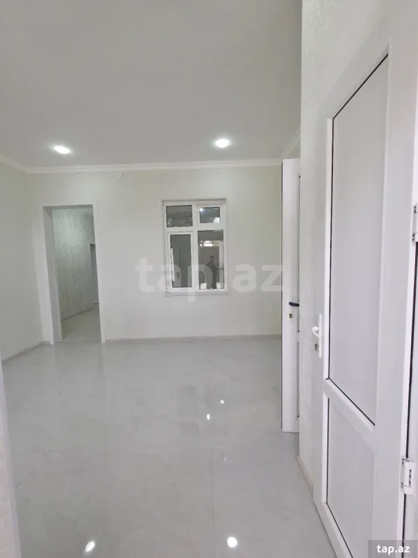 Satılır 4 otaqlı həyət evi