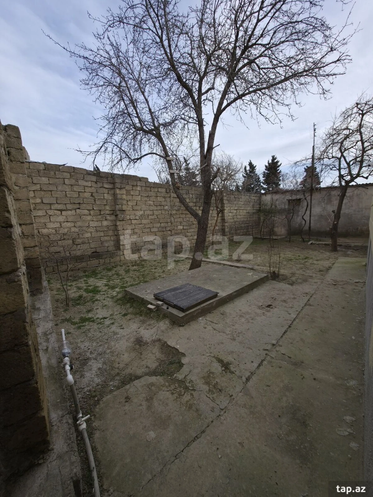 Satılır 4 otaqlı həyət evi