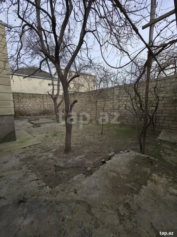 Satılır 4 otaqlı həyət evi