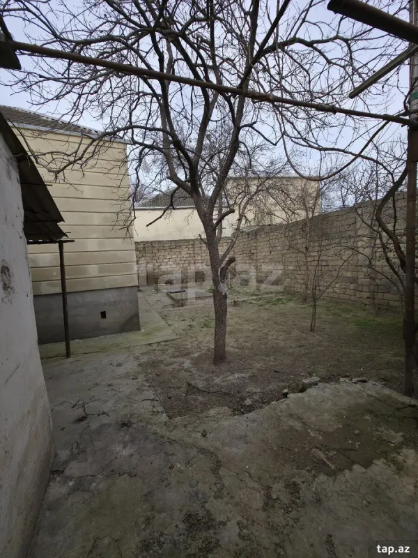 Satılır 4 otaqlı həyət evi