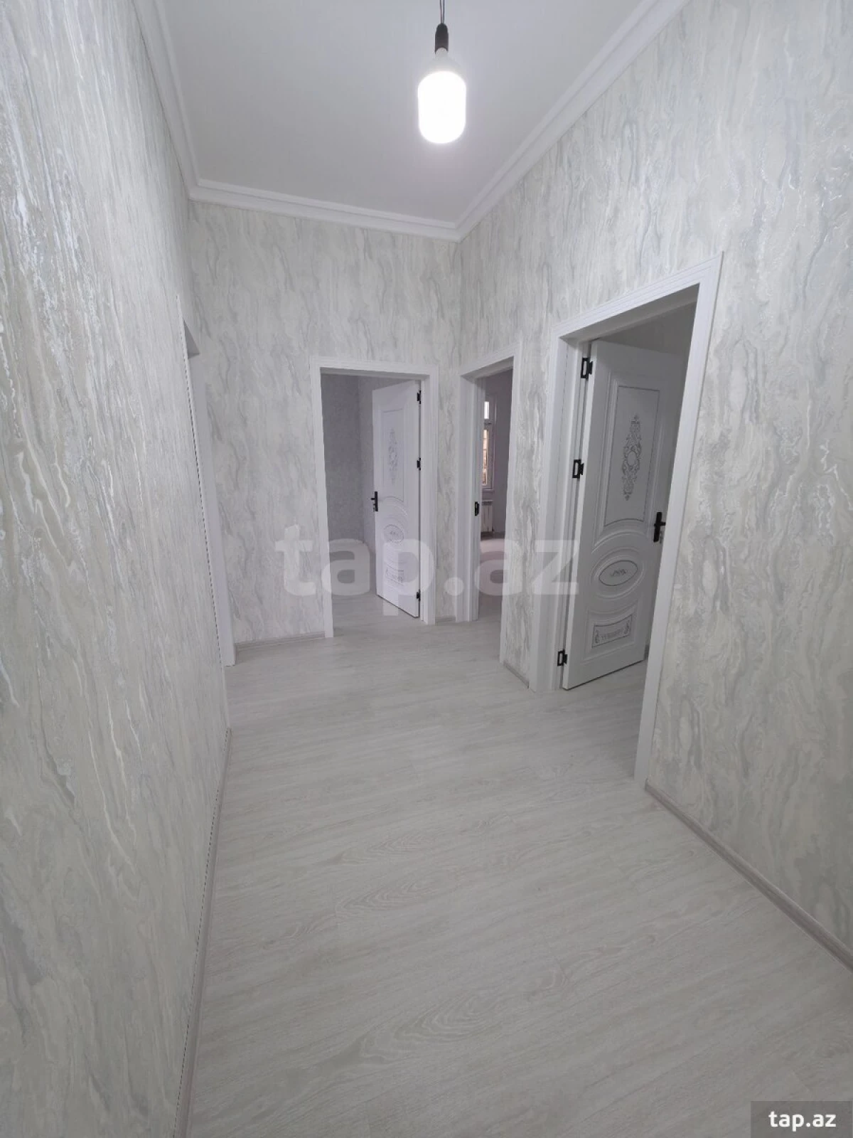 Satılır 4 otaqlı həyət evi