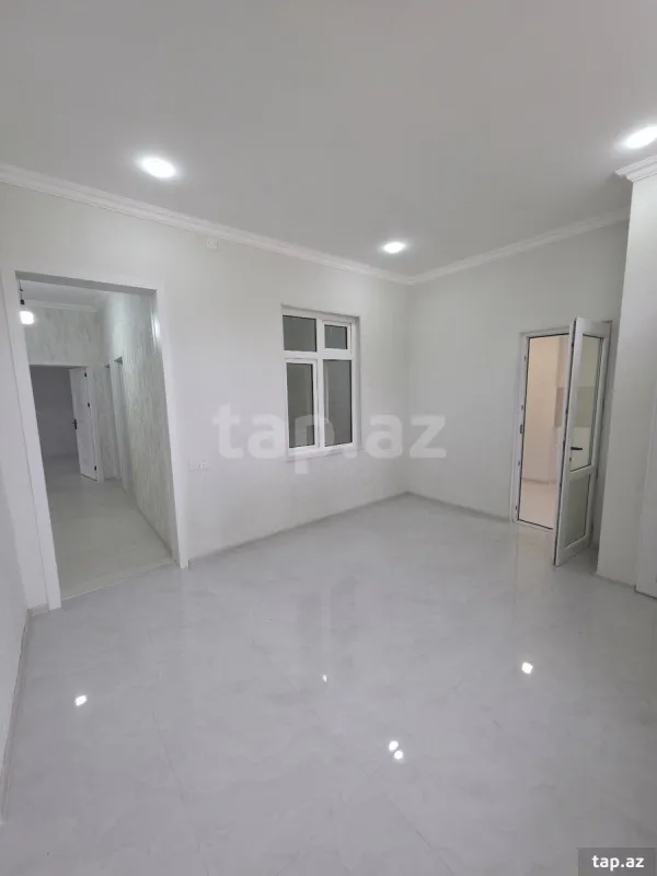 Satılır 4 otaqlı həyət evi