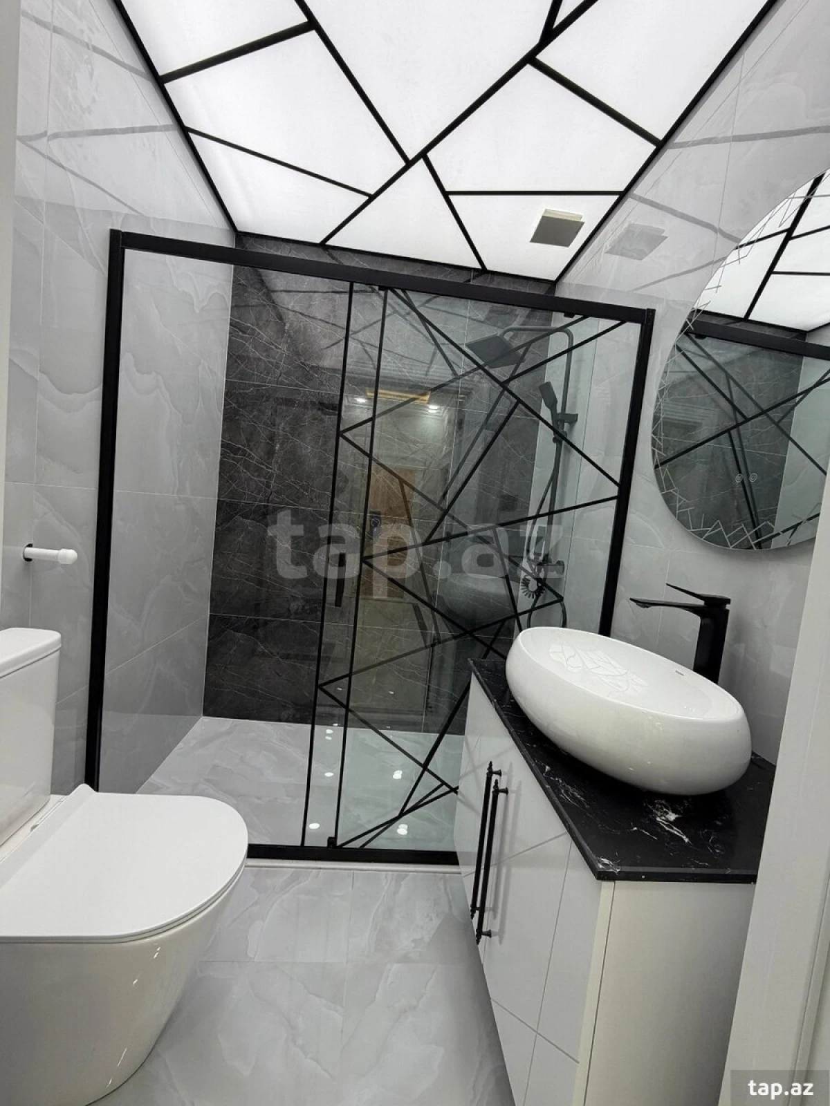 Satılır 2 otaqlı yeni tikili 70 m²