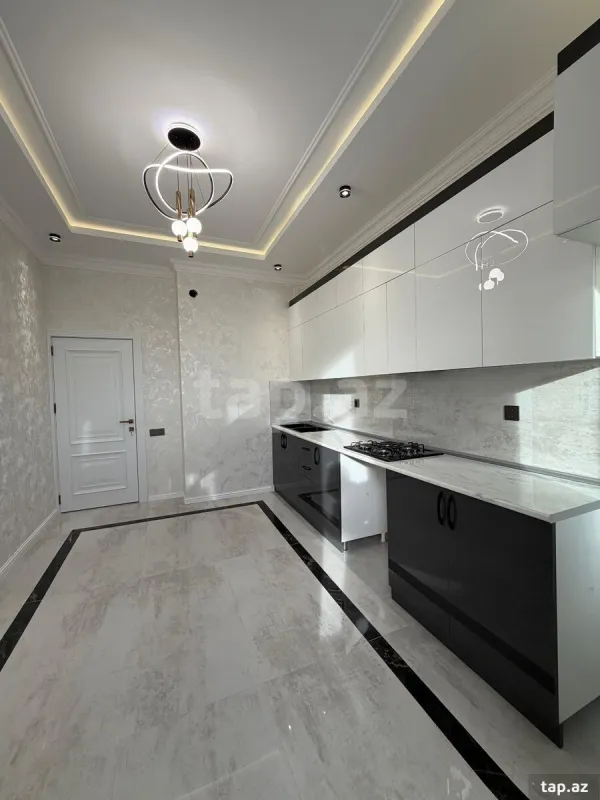 Satılır 2 otaqlı yeni tikili 70 m²