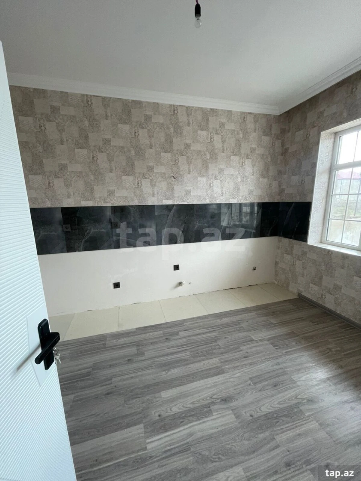 Satılır 3 otaqlı həyət evi