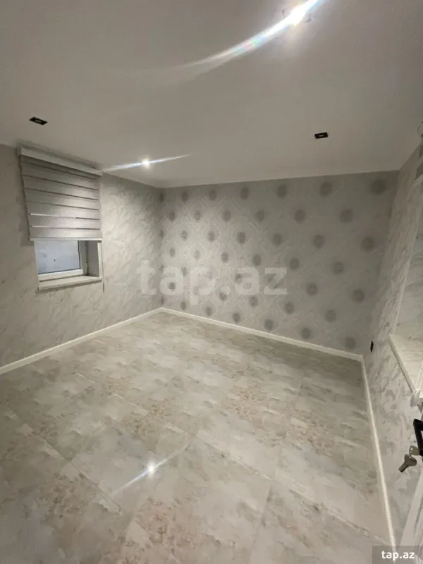 Satılır 5 otaqlı həyət evi