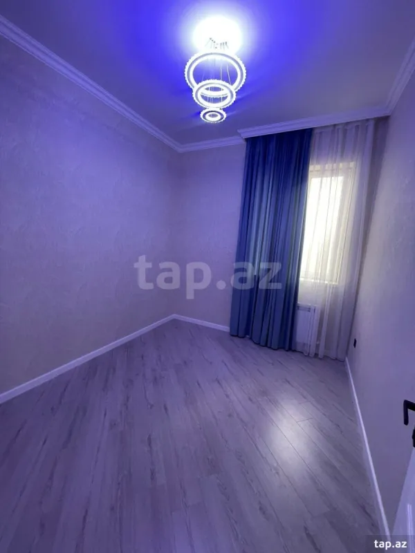 Satılır 5 otaqlı həyət evi