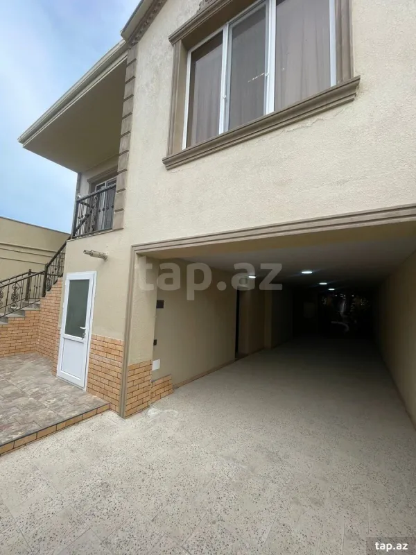 Satılır 5 otaqlı həyət evi