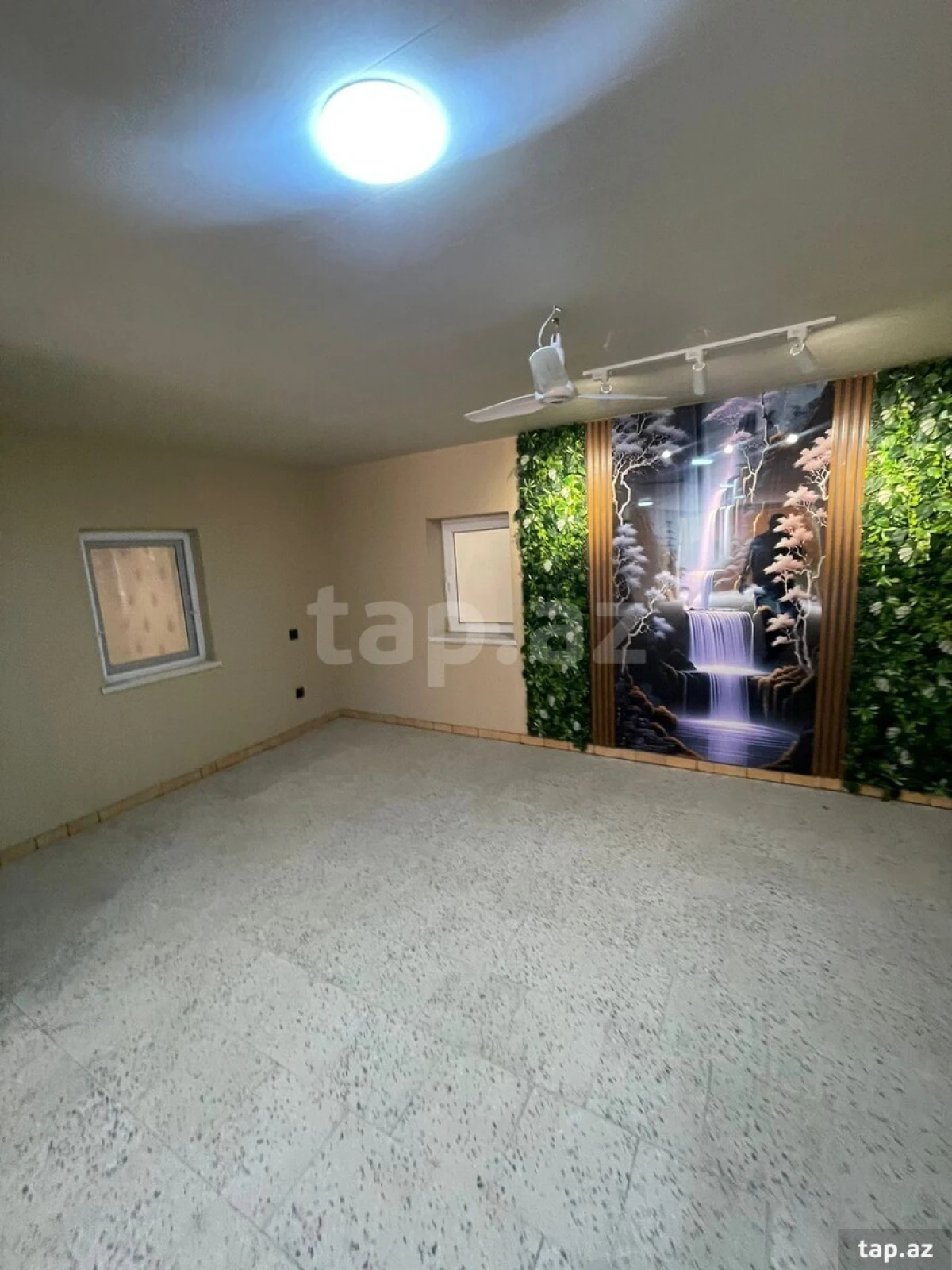 Satılır 5 otaqlı həyət evi