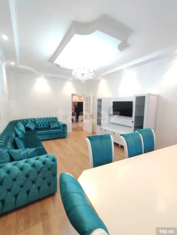 Kirayə verilir 2 otaqlı yeni tikili 92 m²