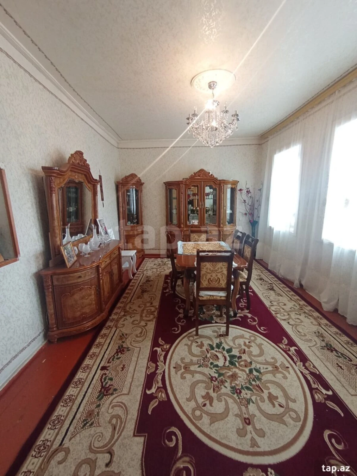 Satılır 5 otaqlı həyət evi