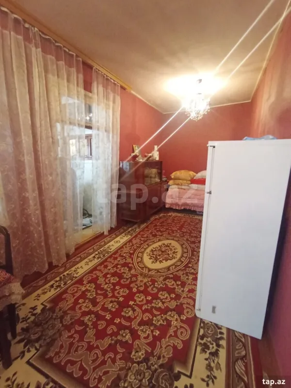 Satılır 5 otaqlı həyət evi