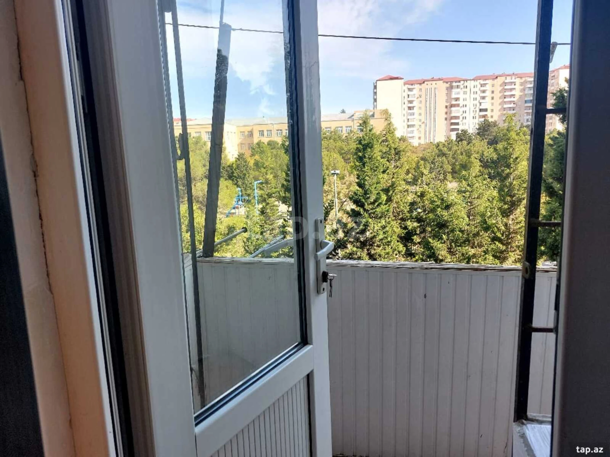 Kirayə verilir 3 otaqlı yeni tikili 70 m²
