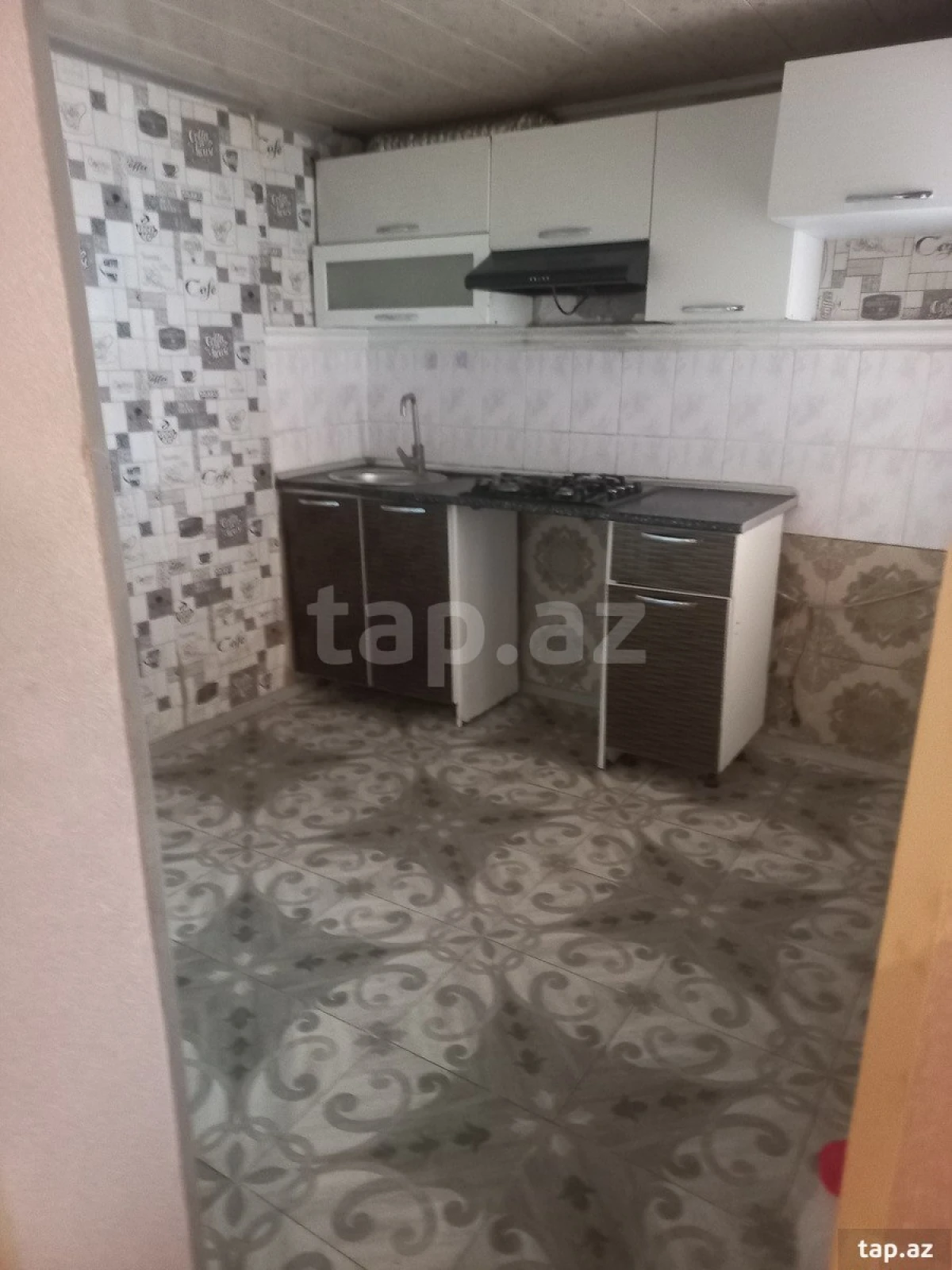 Kirayə verilir 3 otaqlı həyət evi