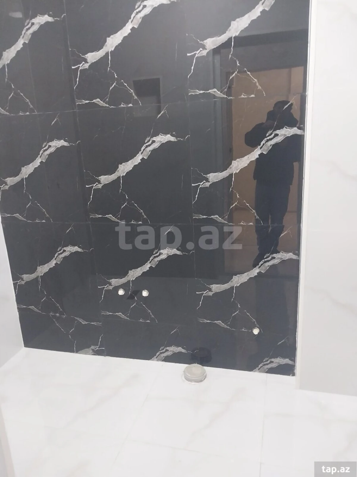 Satılır 2 otaqlı yeni tikili 49 m²