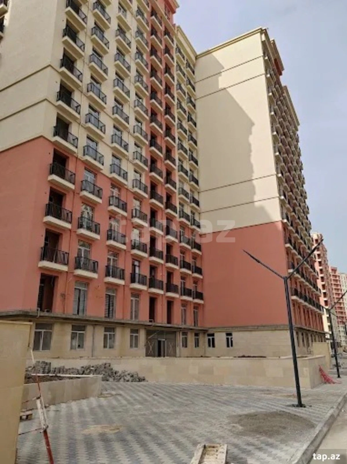 Kirayə verilir 2 otaqlı yeni tikili 90 m²