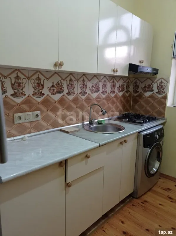 Kirayə verilir 2 otaqlı həyət evi