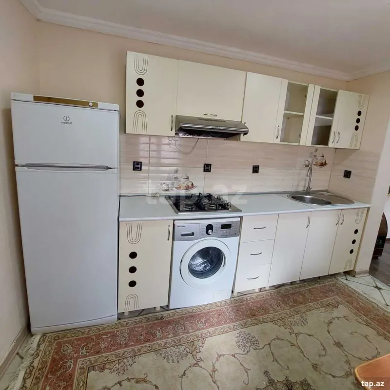 Kirayə verilir 2 otaqlı həyət evi