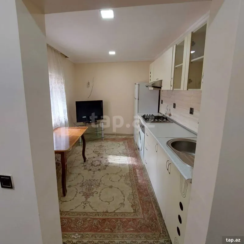 Kirayə verilir 2 otaqlı həyət evi