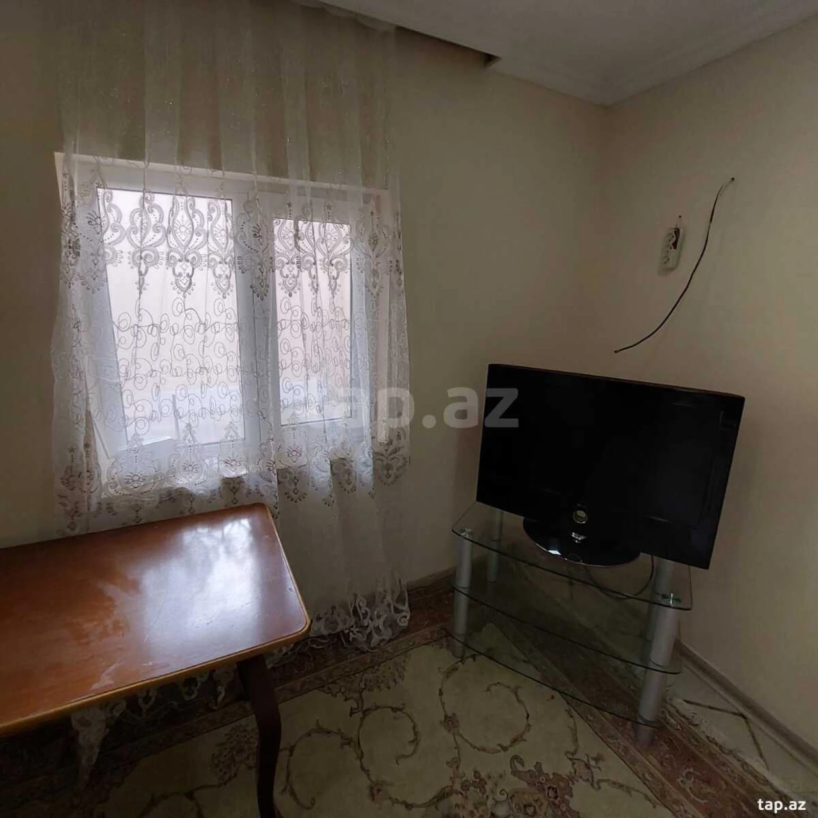 Kirayə verilir 2 otaqlı həyət evi