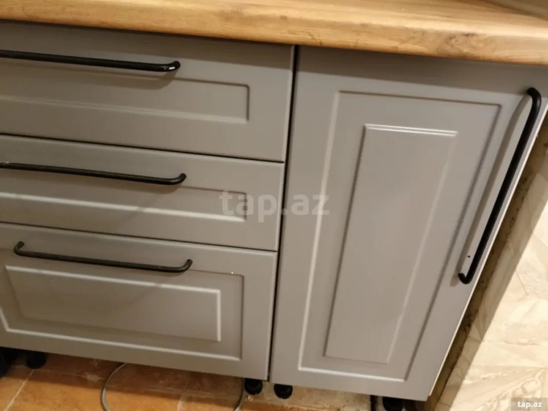 Kirayə verilir 2 otaqlı yeni tikili 96 m²