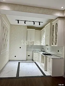 Kirayə verilir 3 otaqlı yeni tikili 100 m²